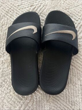 Youth Nike Kawa Sandals/Slides